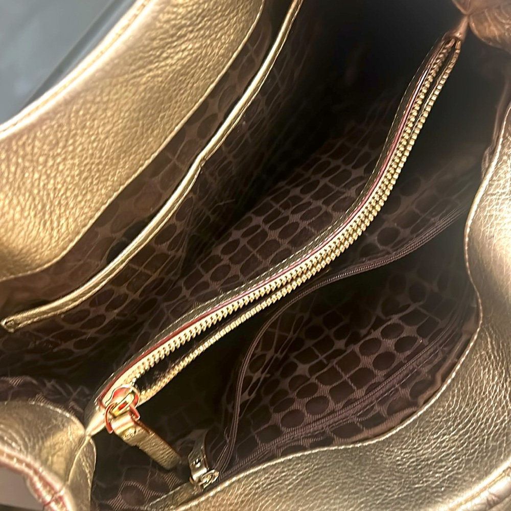 Kade Spade New York Beautiful Gold Soft Leather Hobo Bag - Picture 7 of 9